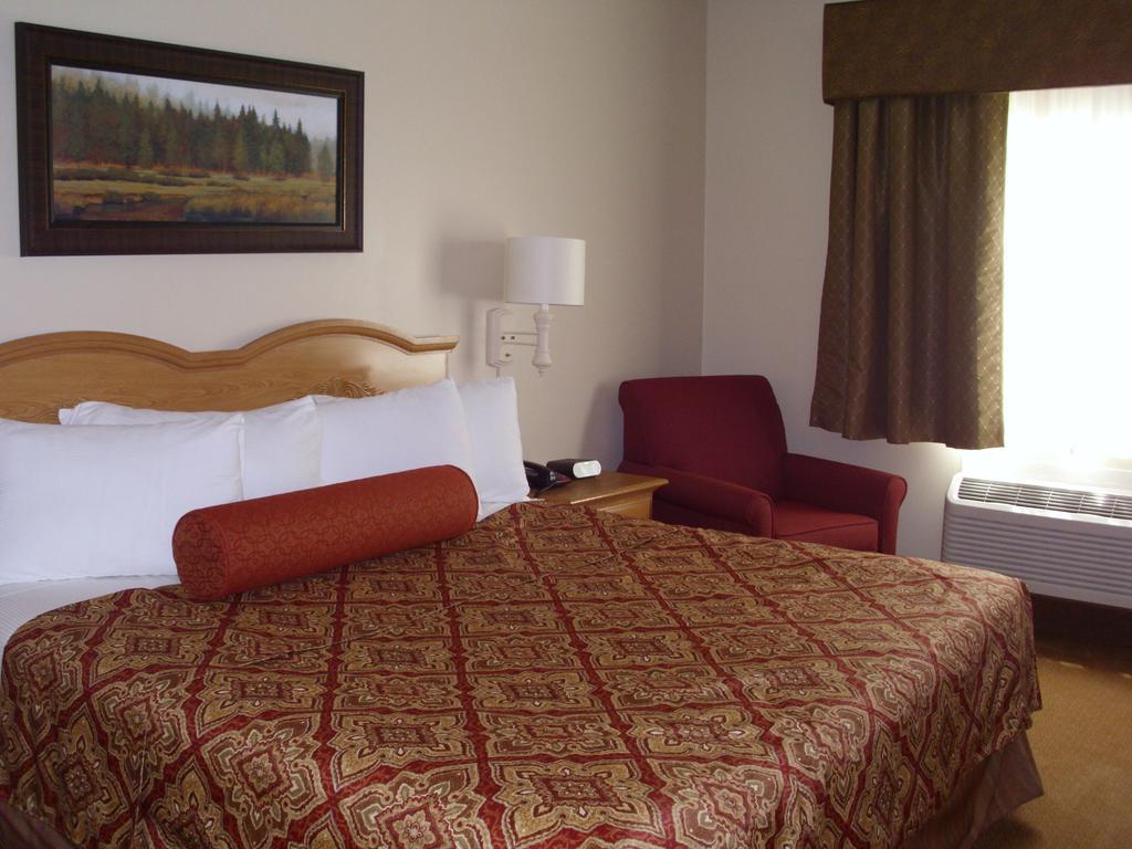 Savanna Inn & Suites Cameră foto